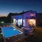 Awesome In * Kaštel Novi