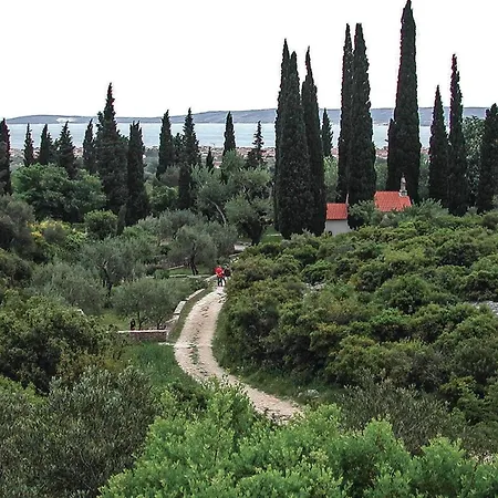 Holiday home Awesome In Kastel Novi *
